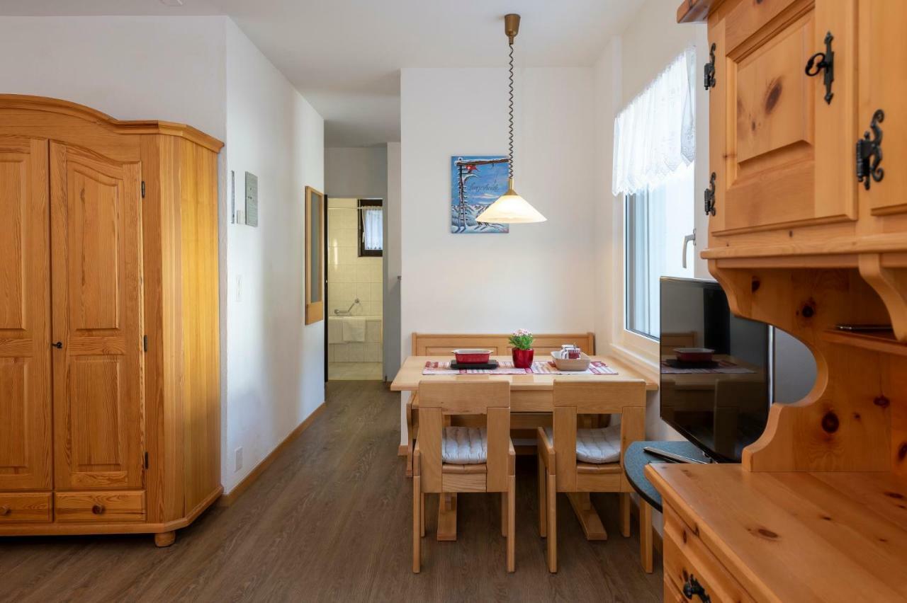 Zuhause In Den Alpen Ihre Mit Hallenbad Und Sauna Lenzerheide